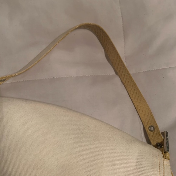 ✨AUTHENTIC FENDI MOMMA BAGUETTE✨ - Picture 2 of 8